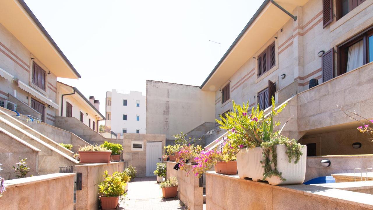 Appartement Sardinianworld - La Dimora Del Mare à Torre Grande Extérieur photo